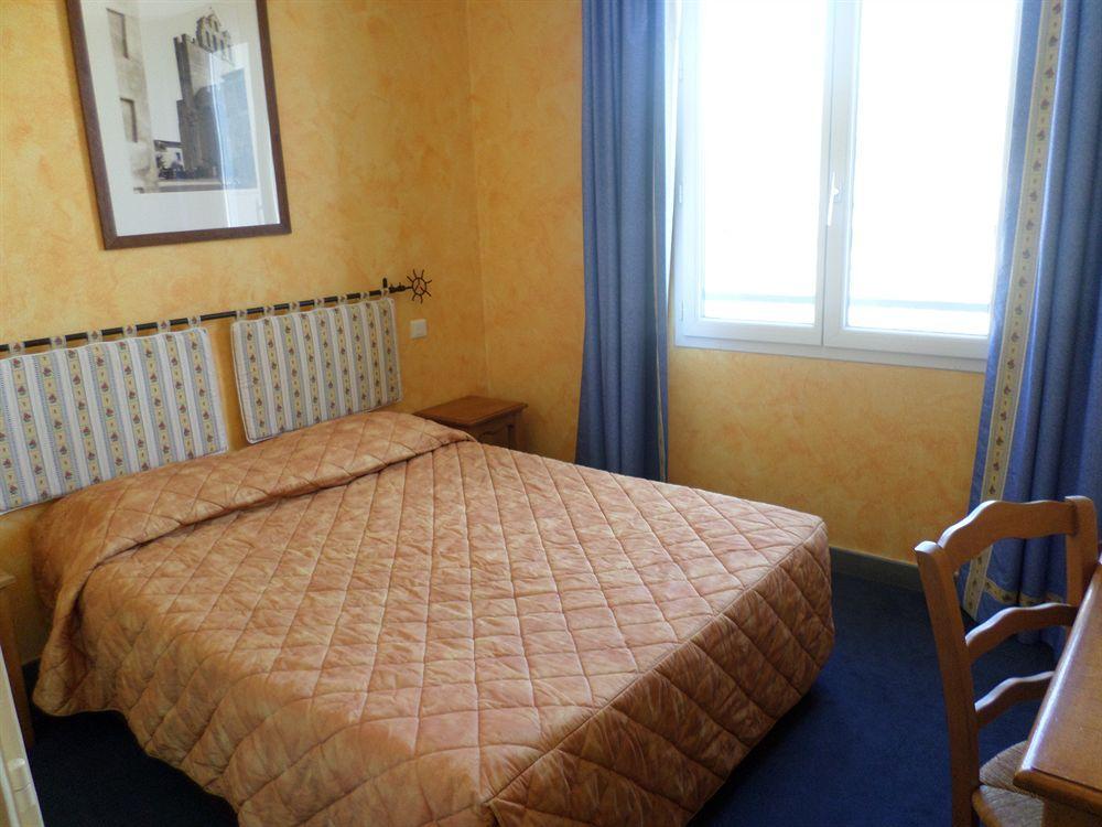 Hotel Brit Acacias Arles